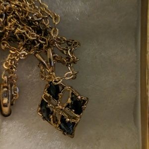 Gold sapphire stone necklace